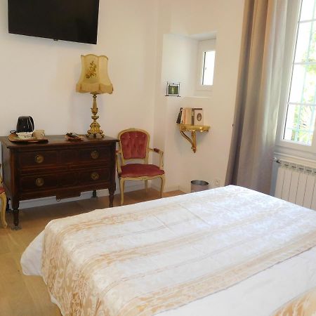 Villa Marguerite 히에레 외부 사진